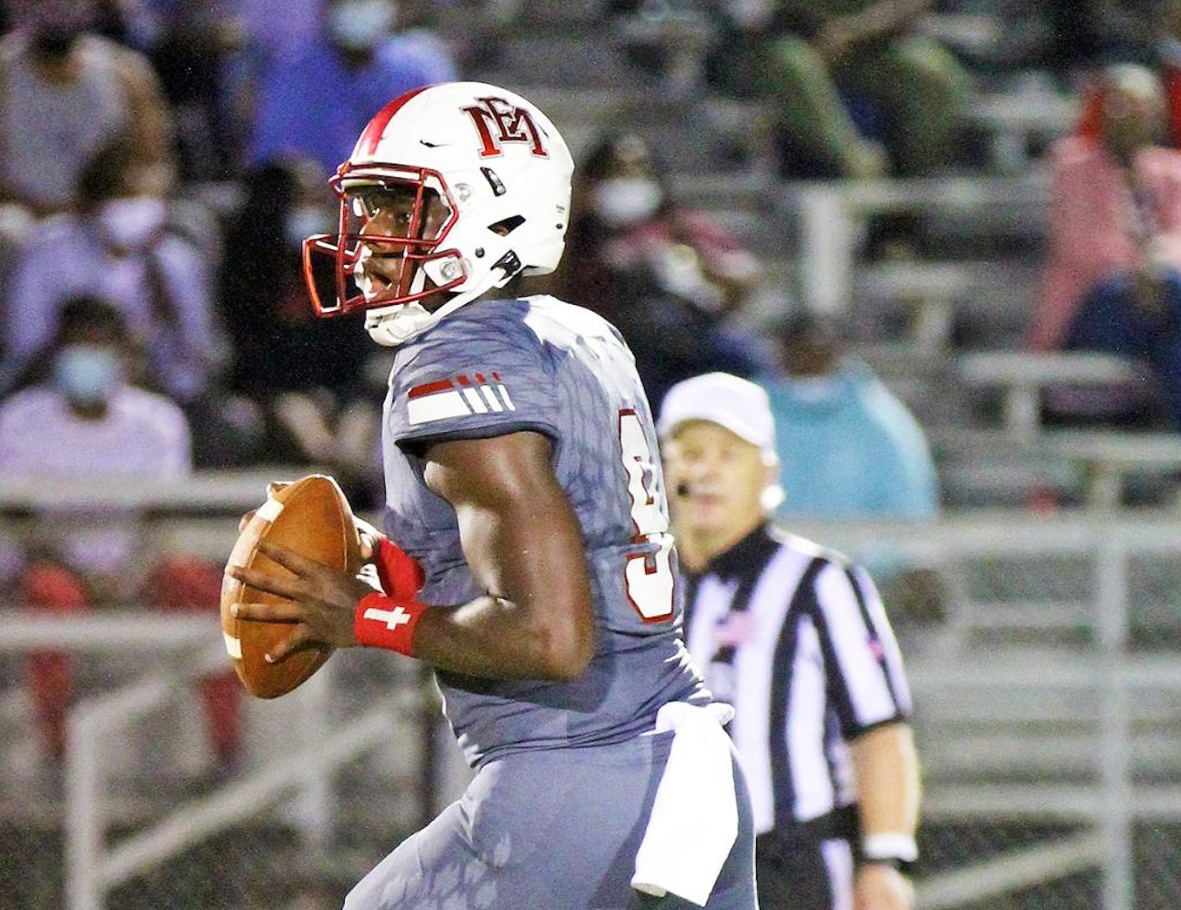 No. 11 EMCC Lions Begin MACCC North Action With Convincing 56-3 Win At ...